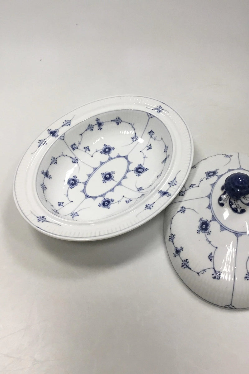 Royal Copenhagen Musselmalet Riflet Ovalt Lågfad No 280