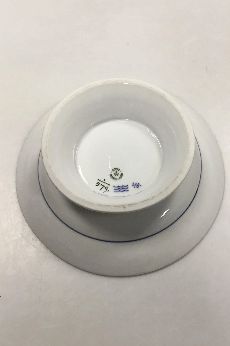 ロイヤルコペンハーゲン ブルーフルーテッドハーフレースボウル No 579
