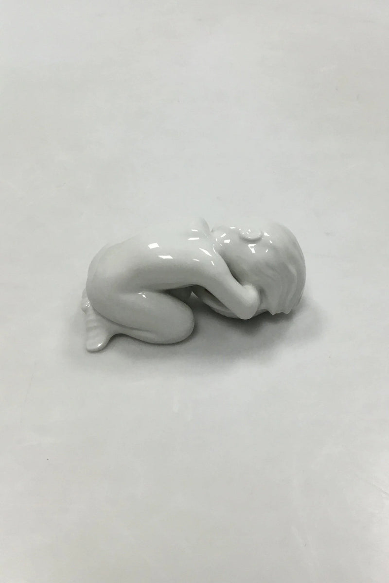 Bing og Grøndahl Blanc de Chine Figur med guld af Havbarn med Konkylie No. 2315