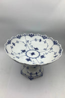 Royal Copenhagen Blue Fluted Blue Fluted Full Lace Cake Dish auf Fuß No 1022 1. Sortiment