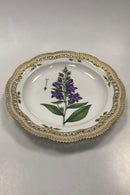 Royal Copenhagen Flora Danica Fad med gennembrudt kant No 20/3574 eller 381