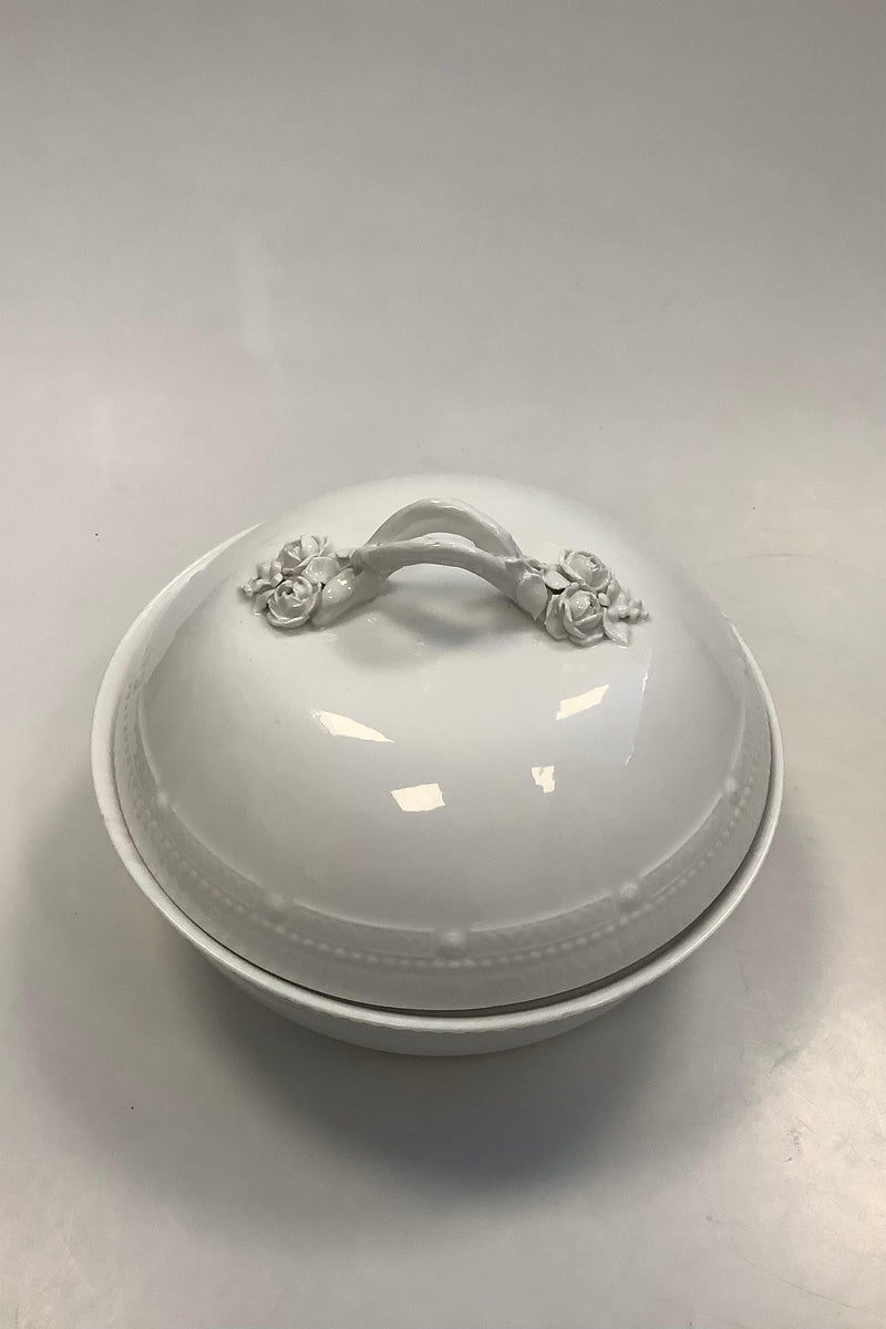 Royal Copenhagen White Flora Danica Pearl Pattern Low dish No 3568