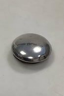 Dänische Pillendose in Silber mit französischer Lijle
