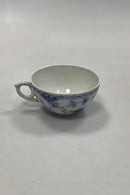 Royal Copenhagen Musselmalet Halvblonde Tekop No 525