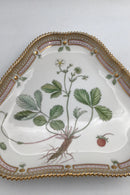 Royal Copenhagen Flora Danica Trekantet Skål No. 20/3508