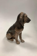 Royal Copenhagen Blodhund Tæve Figur No 1322
