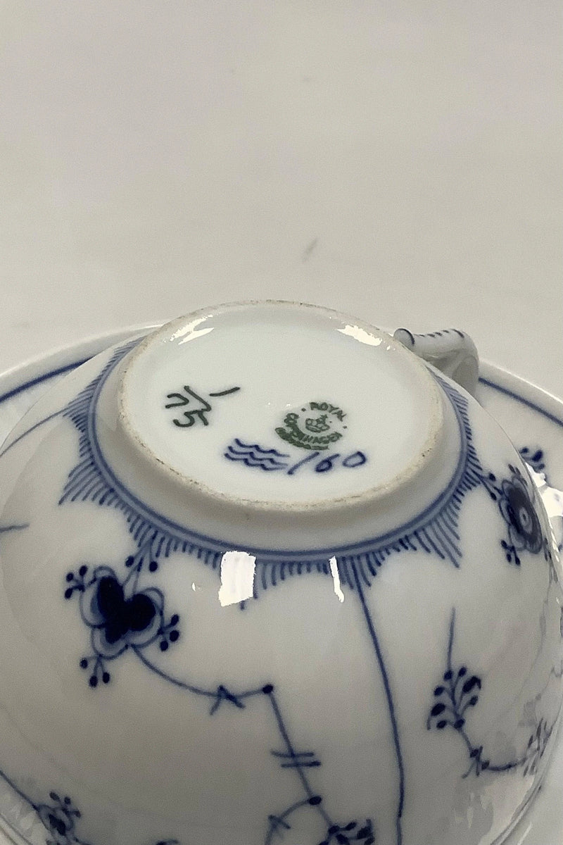 Royal Copenhagen Musselmalet Riflet Thekop / Kontorkop No 75