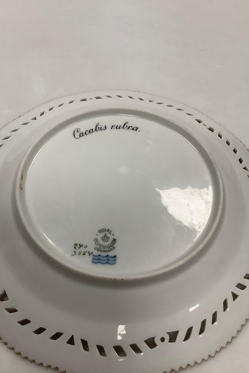 Royal Copenhagen Flora Danica Fugle Frokosttallerken No 20/3554 med gennembrudt kant.