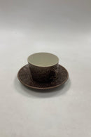 Bing og Grøndahl Kronjyden Umbra Azur コーヒーカップ＆ソーサー。カップのサイズは8.5 cm x 6 cm (3.35 inch x 2.36 inch)です。