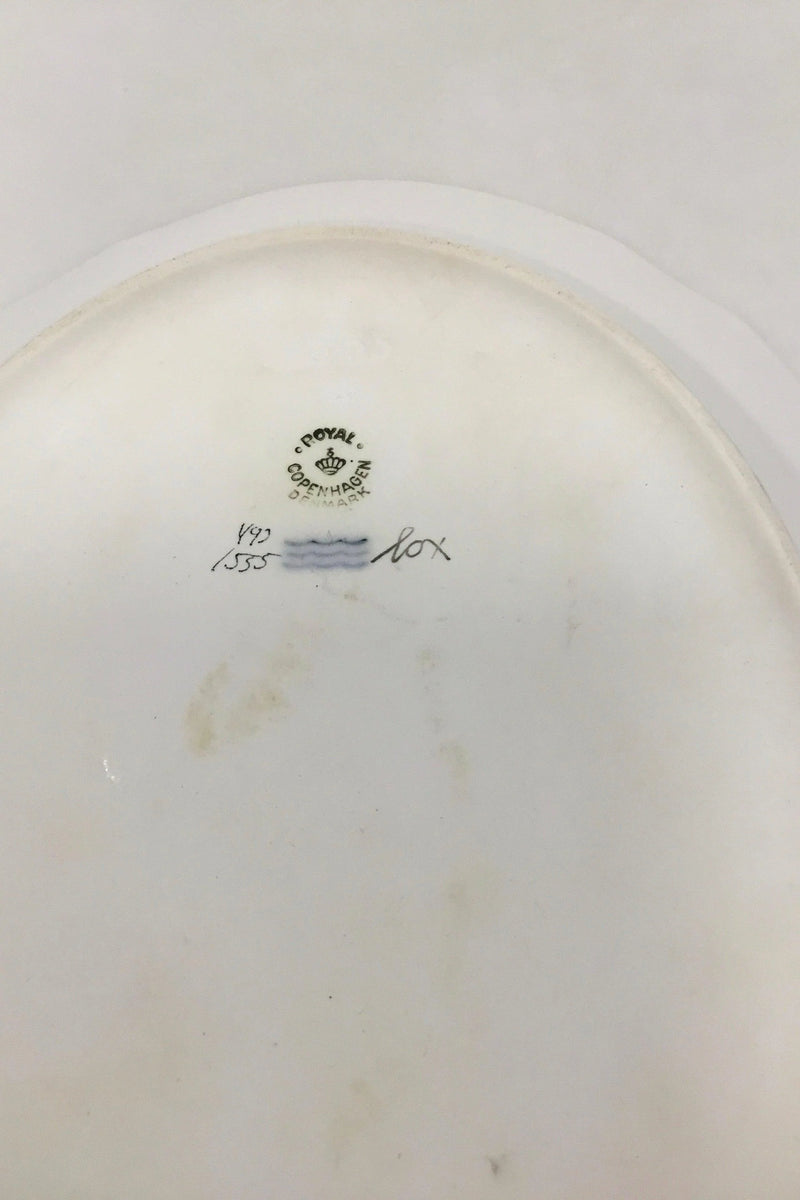 ロイヤルコペンハーゲン サクソンフラワーライトオーバルディッシュ No1555寸法 31 cm (12 13/64 in.)