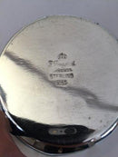 A.纯银德拉格斯特花瓶