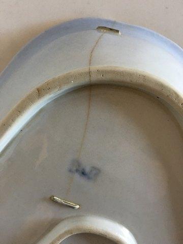 Bing & Grøndahl Art Nouveau trekantet skål med summerfugl og guldsmed