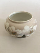 ビング＆グロンダール アールヌーヴォーのユニークな花瓶 1908年のクリスマスから