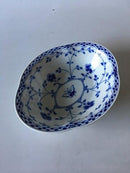 Bing & Grondahl Dickens Serving Bowl No 573