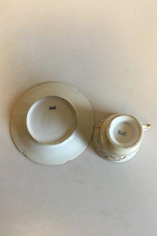 Bing & Grondahl Alte Kaffeetasse und Untertasse mit Golddekor