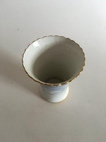 Bing & Grøndahl Måge med Guld Blomster Vase No 186