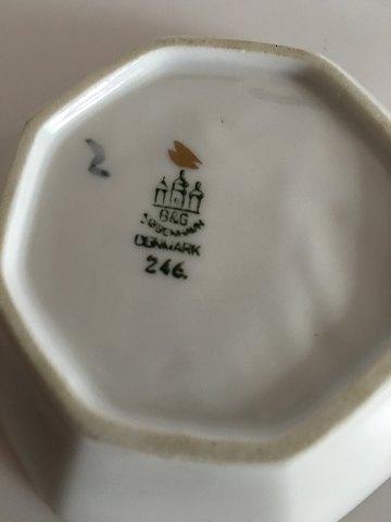 Bing & Grøndahl Måge med Guld Ottekantet Sætteskål No 246