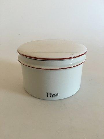 Bing and Grondahl Paté Jar with Lid No. 553 from the Apothecary Collection
