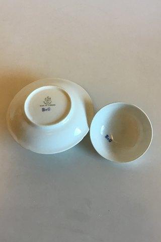 Bing & Grøndahl Saksisk Blomst, Håndmalet Smørskål med låg