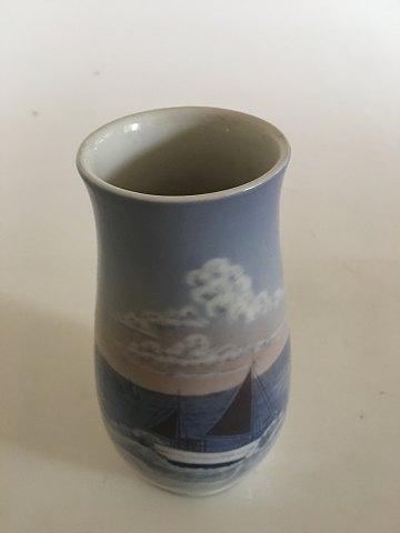 Bing & Grøndahl Vase med Skib No 1302/6211