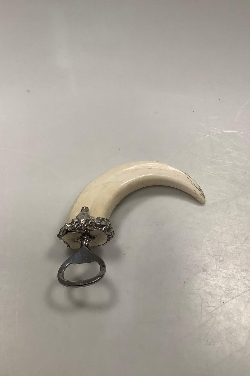 Flaske Oplukker med sølv top og Vildsvinetand som skaft