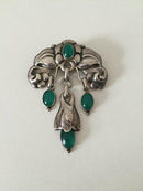 Dansk Skønvirke Broche med Grønne Sten af William Fuglede, København 1907-1937