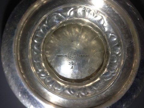 Georg Jensen Sterling Sølv kop No 296A