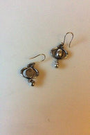 乔治-延森纯银耳环，"2013年遗产"。