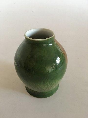 Heubach Art Nouveau Vase med dekoration af to Hvide Fasaner