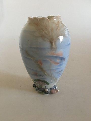 Heubach Art Nouveau Vase med Undersøisk Havdekoration