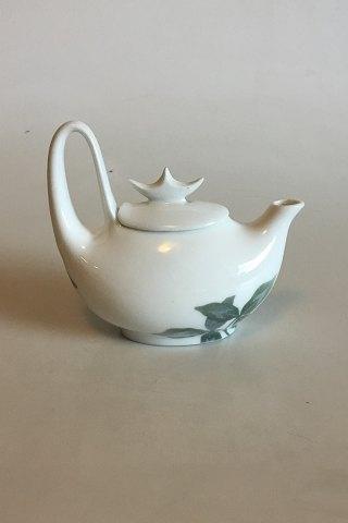 Kongelig Porcelæn Kaffekande fra 1894 Malet af Jenny Meyer