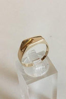 Ring i 14 K. guld. Stemplet HS for Herman Siersbøl