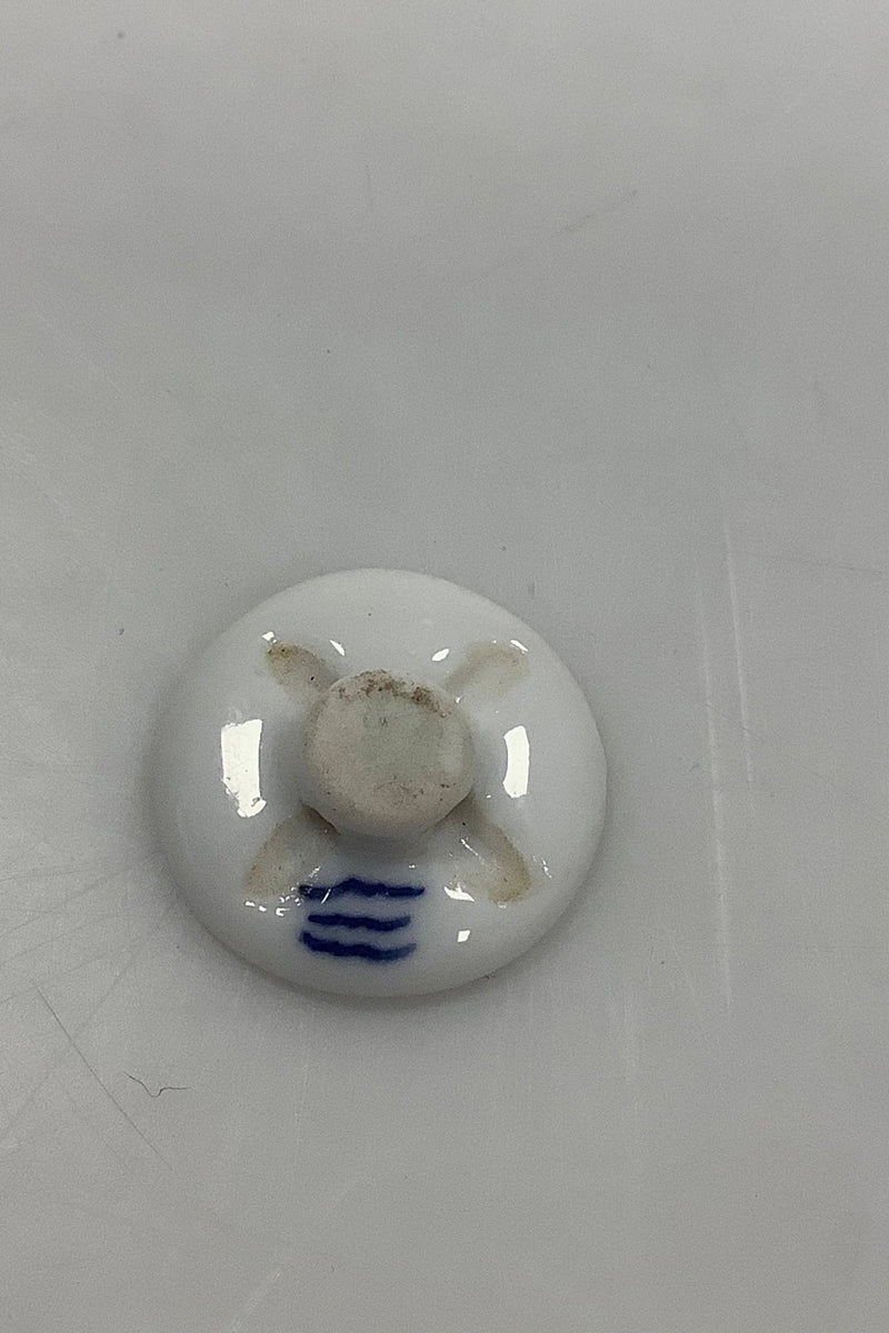 Royal Copenhagen Antik Knap i overglasur med Blomst 1