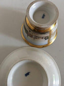 Royal Copenhagen Antike Morgentasse und Untertasse mit handgemaltem Motiv der Börse und der Holmenskirche von 1820-1850.