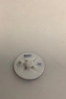 Royal Copenhagen Art Nouveau Knap No 238 / 7  Måler 2,5cm / 0.98 inch