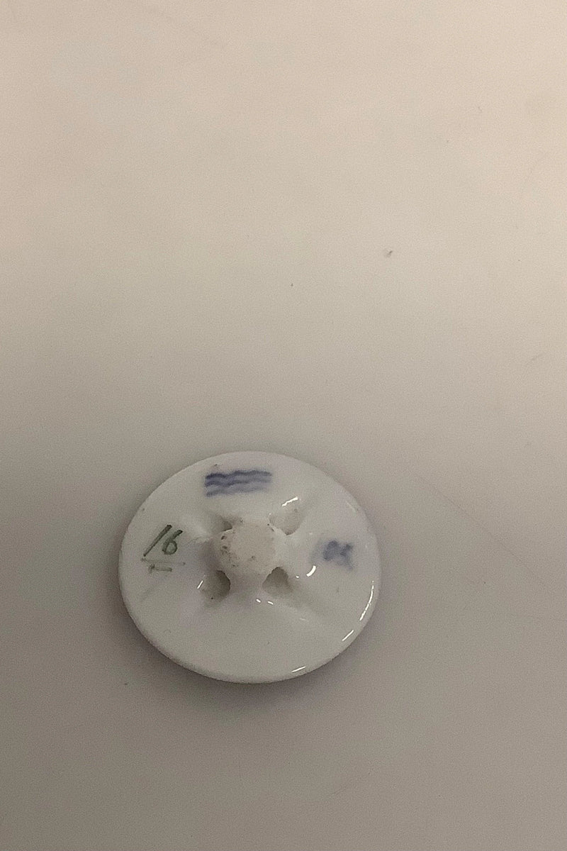 Royal Copenhagen Art Nouveau Knap No 238 / 7  Måler 2,5cm / 0.98 inch