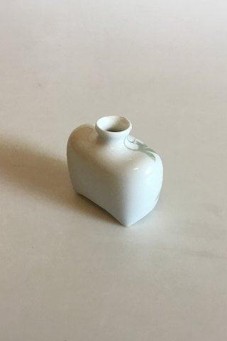 ロイヤルコペンハーゲン アールヌーヴォー小型花瓶 No 657/166