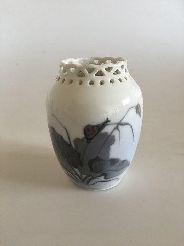 Royal Copenhagen Jugendstil Segle Vase mit durchbrochenem Deckel Nr. 1883/223