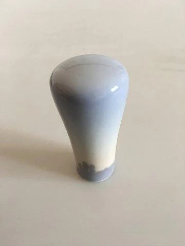 Royal Copenhagen Art Nouveau Stokkehåndtag med flagermus No 225/2