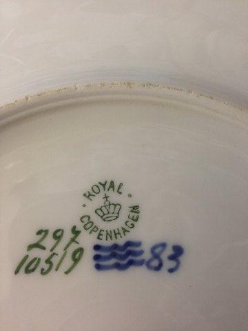 Royal Copenhagen Art Nouveau Tallerkener med Blomster. Spisetallerkener No 10519