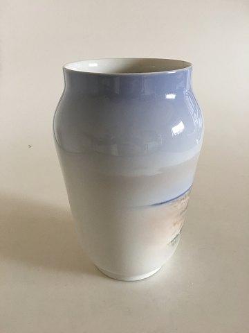 Royal Copenhagen Art Nouveau Vase med landskabs motiv No 2854/3604