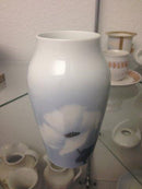 Royal Copenhagen Jugendstil-Vase mit Schmetterlingen Nr. 20/88B