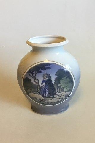 Royal Copenhagen Jugendstil-Vase mit dem Schweinejungen Nr. 4481 PMN