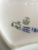 Royal Copenhagen Blå Blomst Flettet Bladformet Skål No 8002