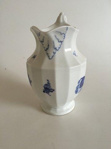 皇家哥本哈根蓝花方形巧克力壶带盖子No 8606