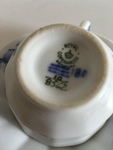 皇家哥本哈根蓝花浓缩咖啡杯和碟子No 8562