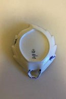 Royal Copenhagen Blå Blomst Svejfet Asiet No 1599