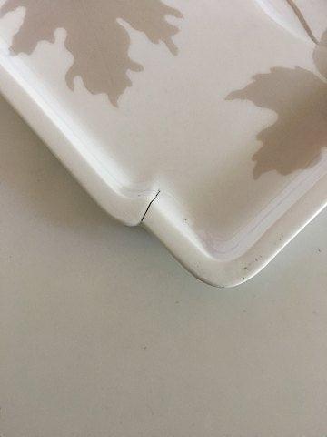 Royal Copenhagen Blækhus Bakke No 19 med Slange og Frø