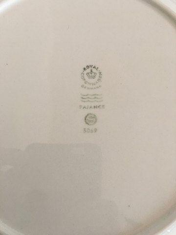 Royal Copenhagen Blåkant Tallerken No 3069