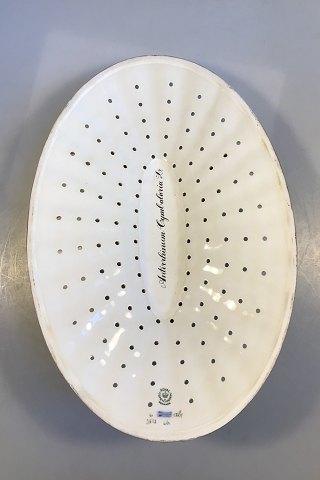 Royal Copenhagen Flora Danica Fiskerist No 3522